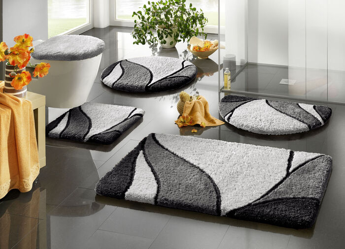 Badgarnitur für Fußbodenheizung geeignet GRAU