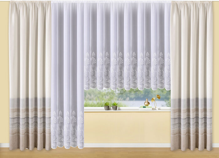 Tolle Übergardine mit geradem Abschluss 