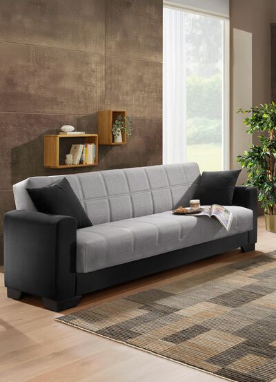 Moderne Polsterm&ouml;bel mit Zierkissen 