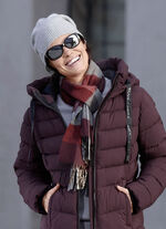 Schal mit Karodessin 