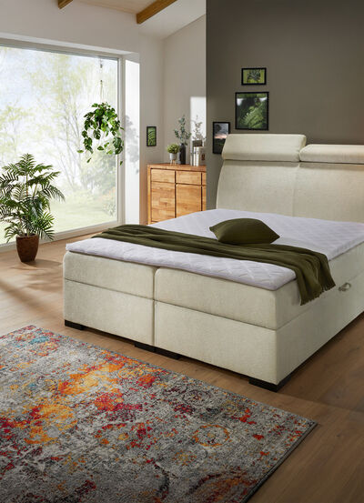 Boxspringbett auf hochwertigem Echtholzgestell 