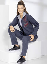 Freizeitanzug mit zwei Hosen 