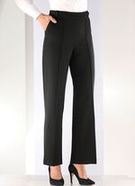 Hose in modischer Weite 