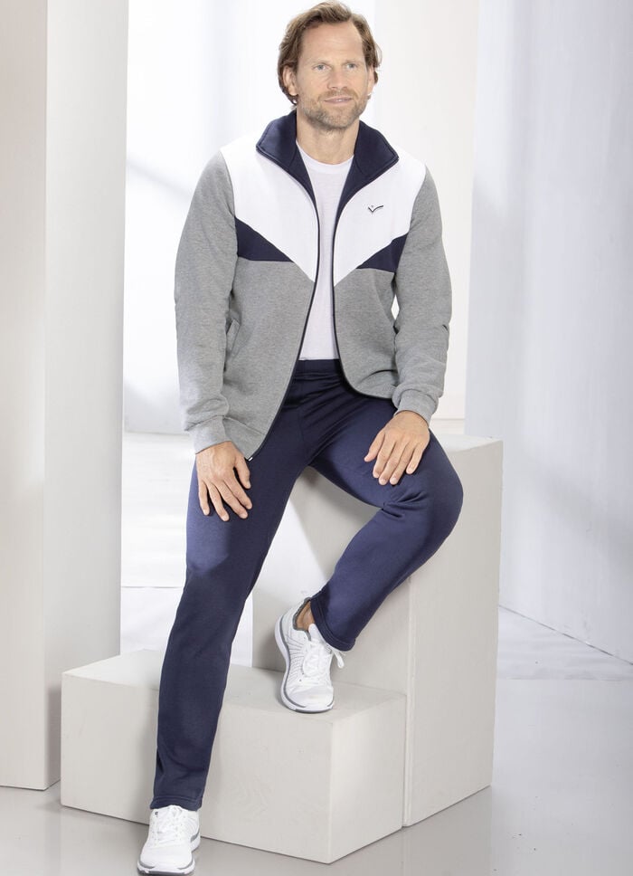 Freizeitanzug mit Seitentaschen 