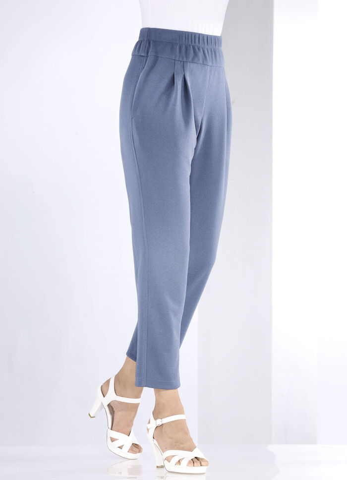 Hose in bequemer Schlupfform HELLBLAU