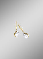 Ohrringe mit Perle und Diamanten 