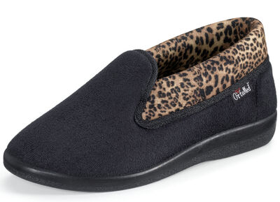 Hausschuh mit anatomisch geformten Fußbett 