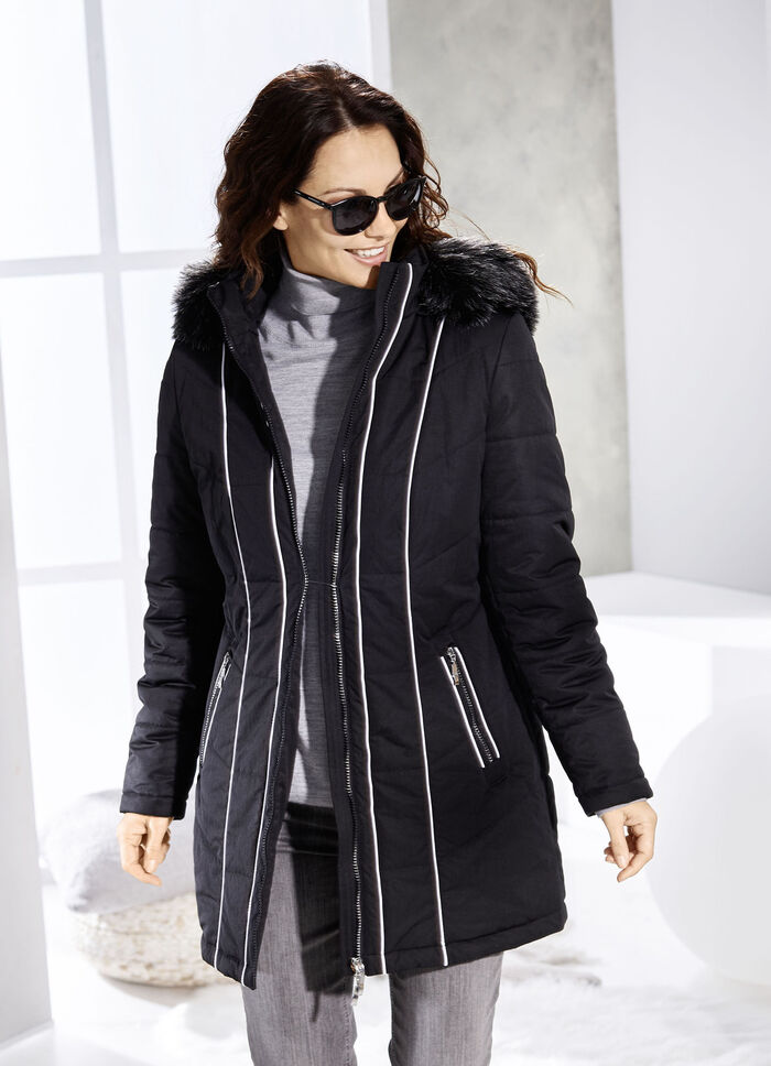 Jacke mit Kontrastpaspelierungen 