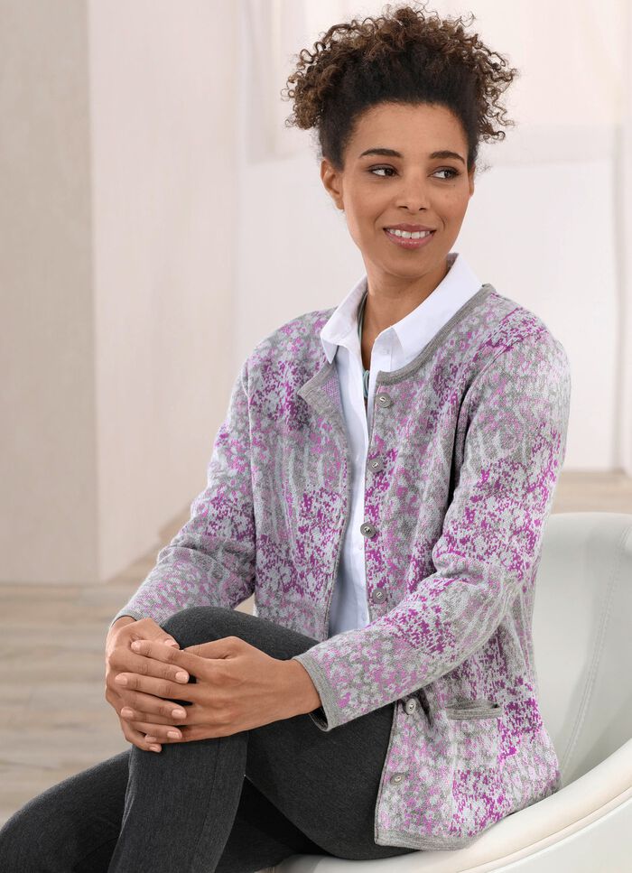 Strickjacke mit dekorativen Knöpfen GRAU-BEERE-ROSA