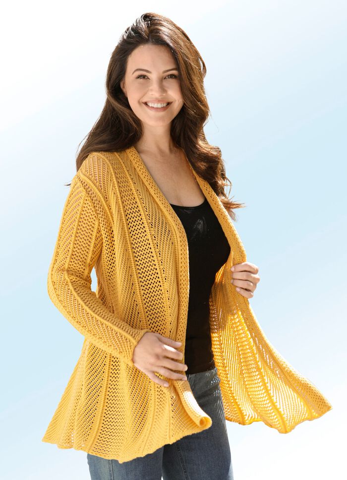 Strickjacke in Swingerform 