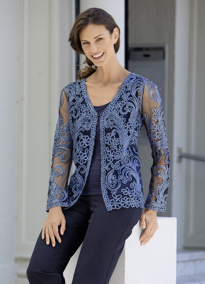 Blusenjacke mit Schmuckknöpfen 