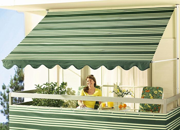 Klemm-Markise mit innenliegendem Kettenantrieb GRÜN-WEISS