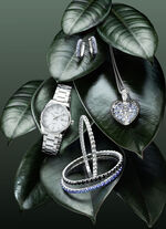 Armband aus Edelstahl mit weißen Kristallen 