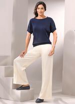 Hose in modischer Weite 