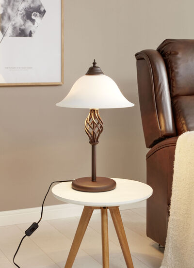 Tischleuchte aus Metall mit Glasschirm 