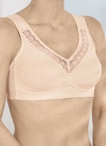 Susa BH mit Elastikspitze am Dekolleté 