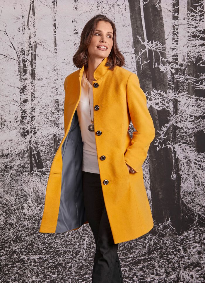 Kurzmantel mit Knopfleiste 