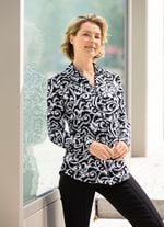 Shirtbluse mit durchgehender Knopfleiste in 2 Farben 