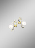 Eleganz mit einem Hauch von Farbe – Vergoldete Ohrstecker 