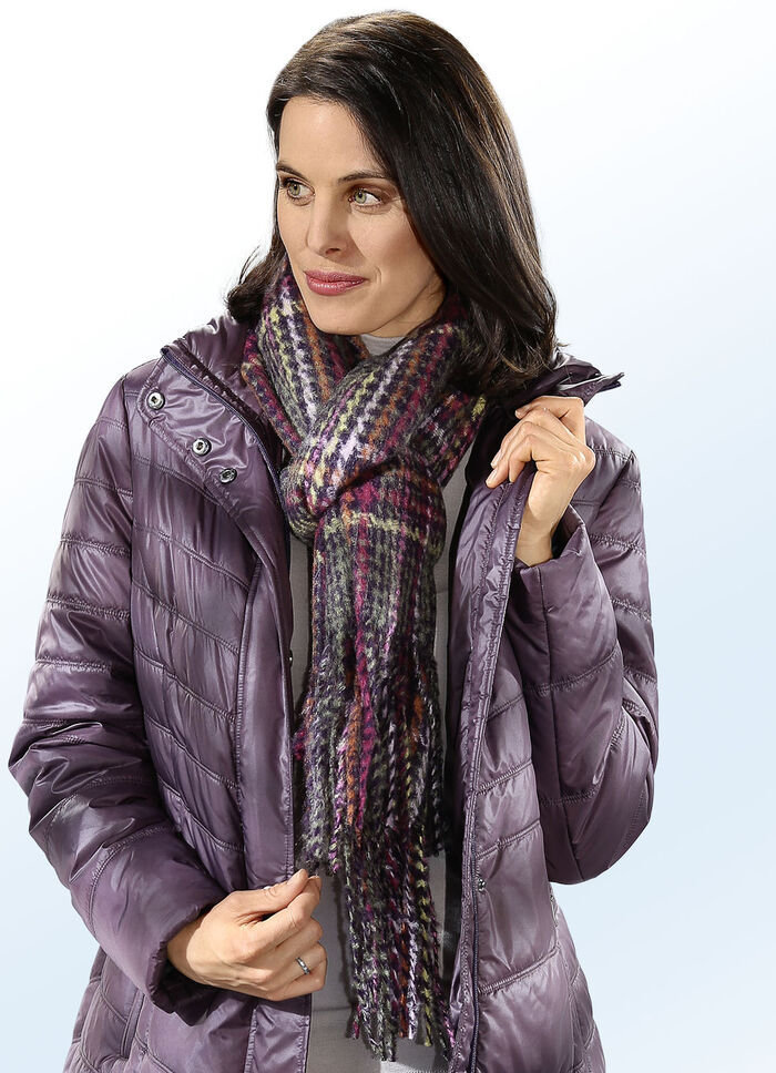 Schal mit kontraststarkem Muster 