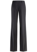 Hose in angesagter Weite 