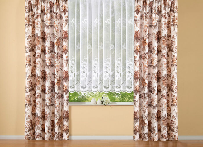 Blumenfenster-Store mit Blumengirlanden 