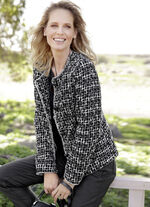 Blazer in Chanel-Optik 