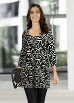 Longshirt in leicht ausgestellter Form 