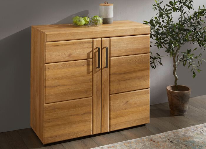 Kommodenserie mit T&uuml;ren und Schubladen mit Softclose 
