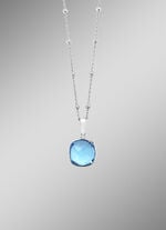 Strahlender Anh&auml;nger mit stilvoller Kette 