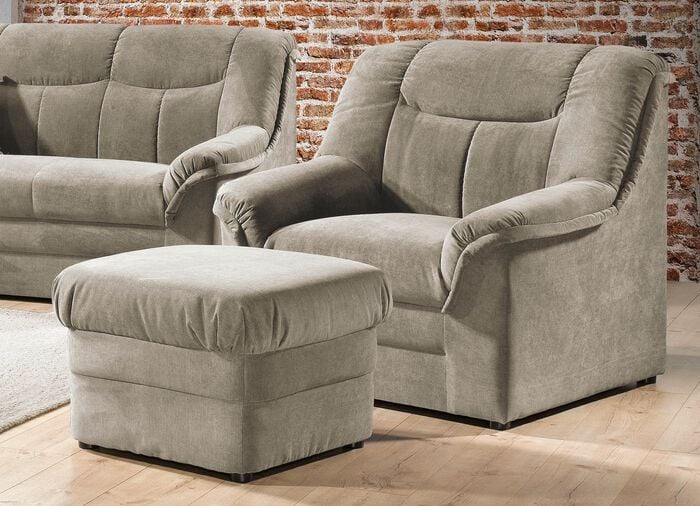 Frei im Raum aufstellbare Polsterm&ouml;bel 