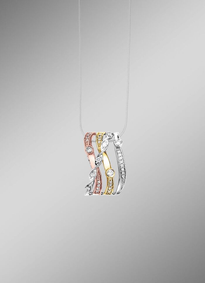 Anh&auml;nger mit 8 Brillanten und 24 Diamanten 