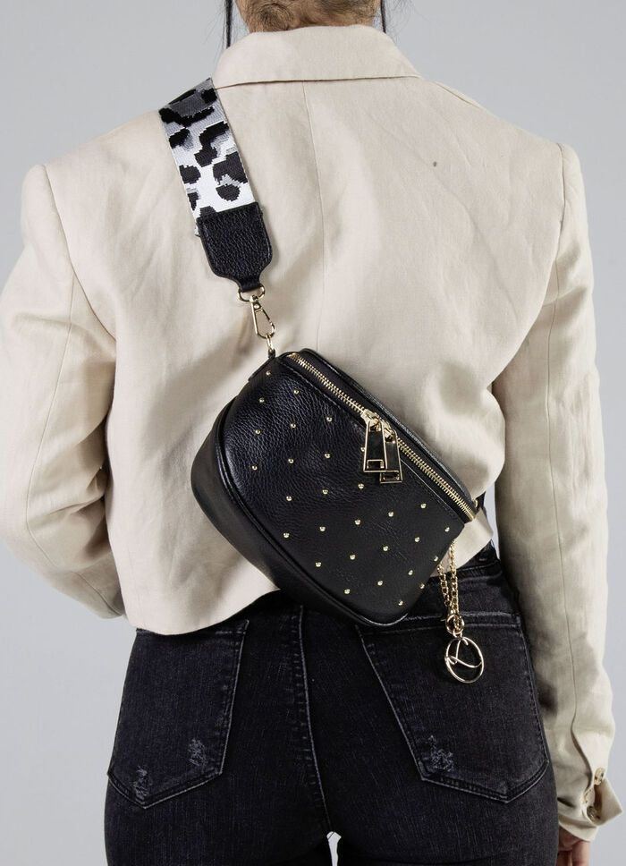 Laurina G&uuml;rteltasche mit Riemen in Raubtierfell-Optik 