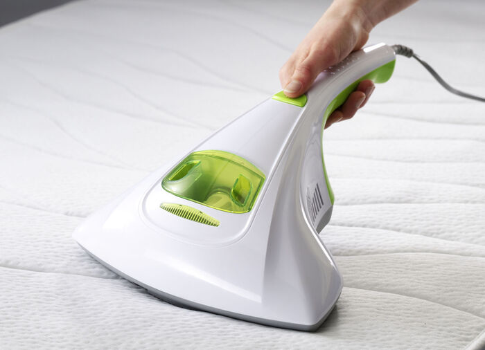 Milbensauger mit UV-C-Lampe 