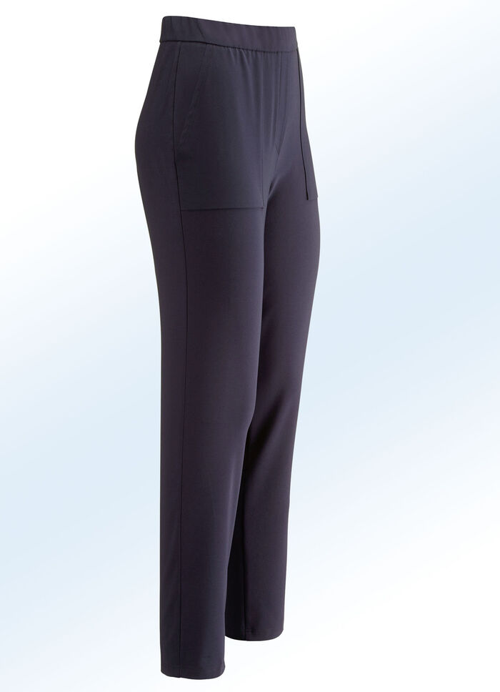 Sportive Hose in aktueller Knöchellänge MARINE