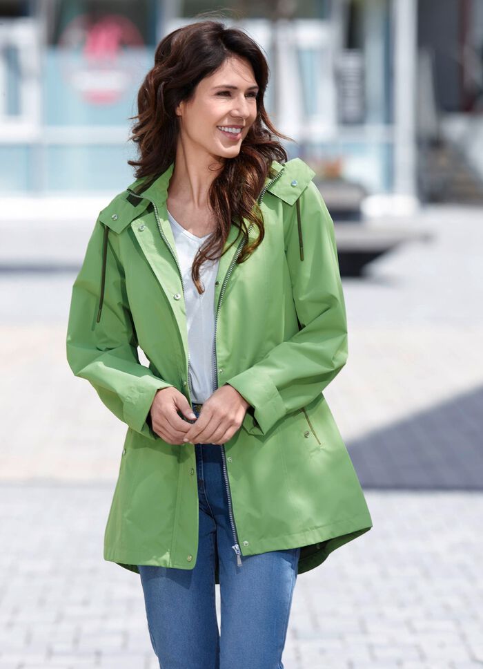Funktionsjacke mit kleinem Regenschild an der abnehmbaren Kapuze MAIGRÜN