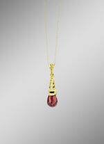 Filigrane Anh&auml;nger mit echt Granat 