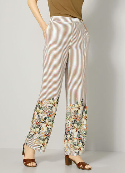 Hose mit foraler Dessinierung 