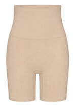 Triumph Longpants für eine schlankere Silhouette PUDER