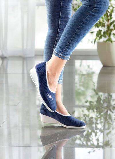 Modische Ballerinas in verschiedenen Farben 