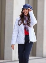 Jacke mit Rei&szlig;verschlussleiste 