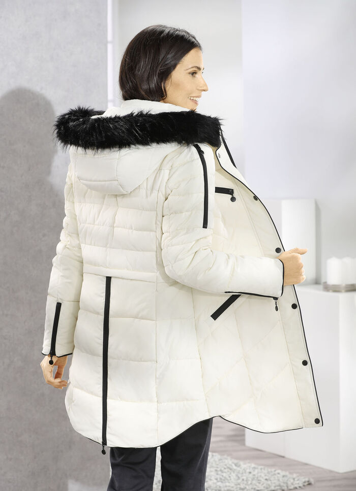 Kurzmantel mit Kunstpelz-Innenausstattung in der Kapuze 