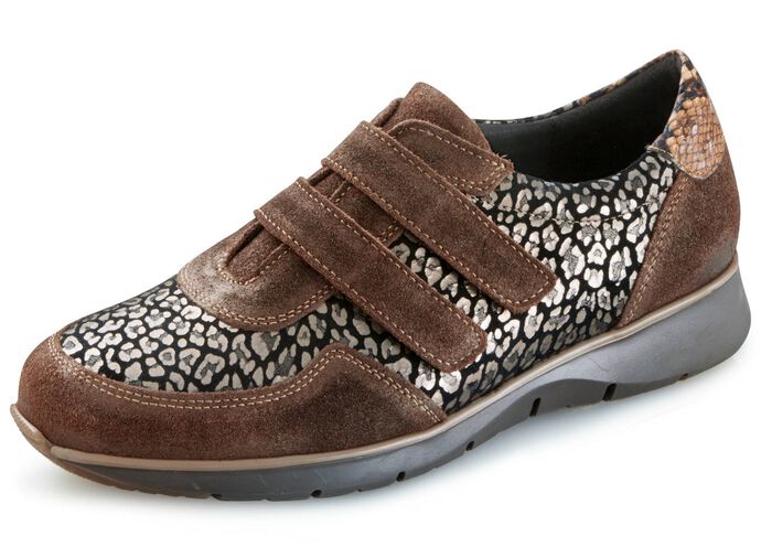 Slipper mit flotter Pr&auml;gung BRAUN