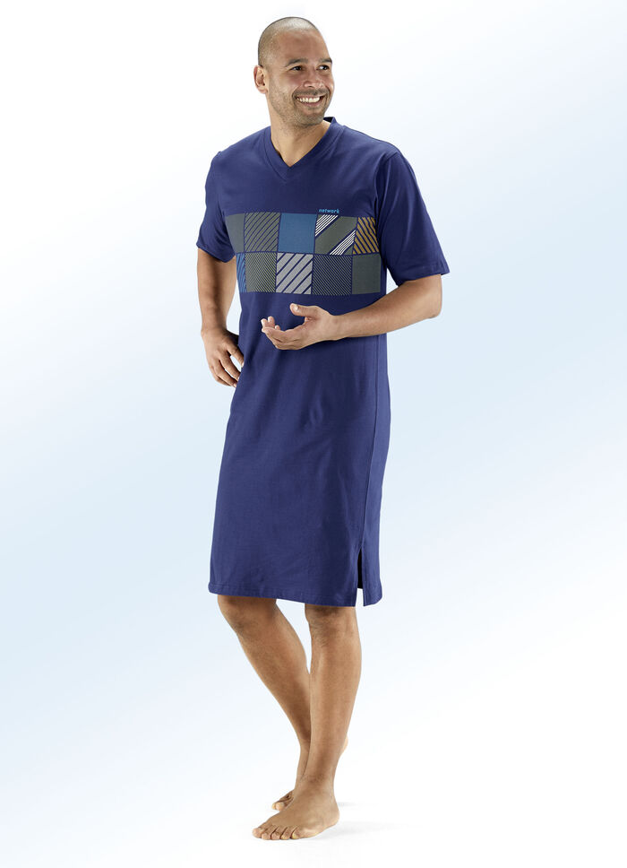 Nachthemd mit V-Ausschnitt und farbigem Druckdessin 