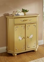 Teilmassive Möbelserie mit Echtholzfurnier 