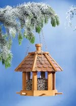 Holz-Futterhaus mit Schindeldach 