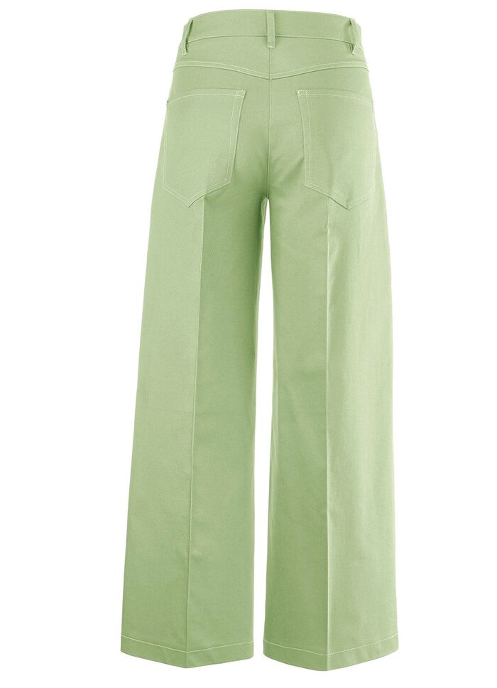 Culotte mit modisch weitem Bein 