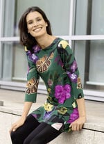 Fantasievolle Tunika mit modisch flachem Ausschnitt 