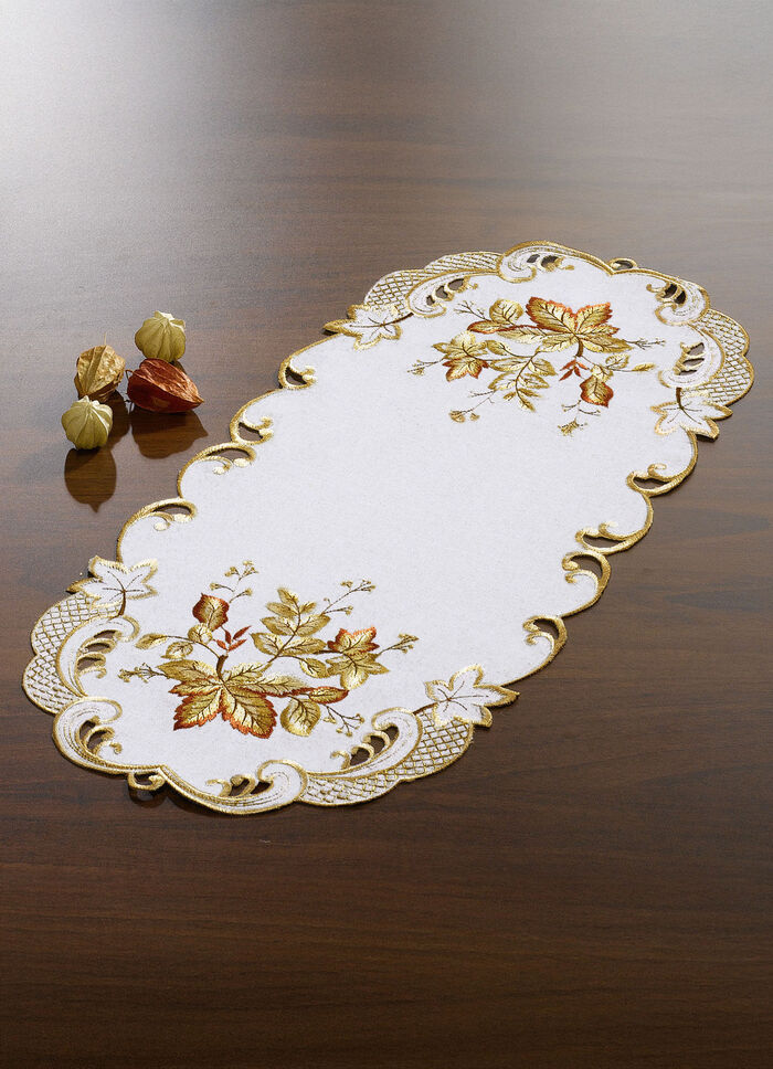 Filigran gearbeitete Tisch- und Raumdekoration ECRU