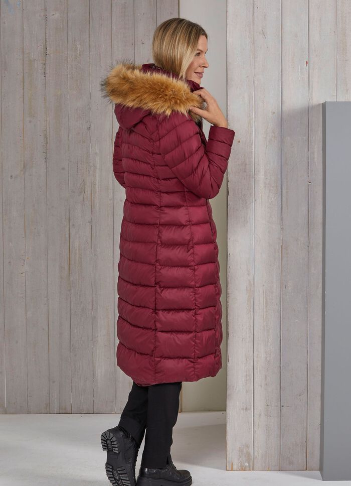 Funktionsmantel mit gef&auml;lteltem Stehkragen 